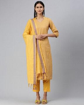 women printed straight kurta set