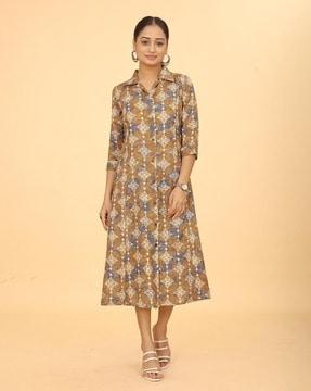 women printed straight kurta with 3/4th sleeves