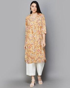 women printed straight kurta with 3/4th sleeves