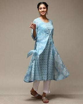 women printed straight kurta with overlay