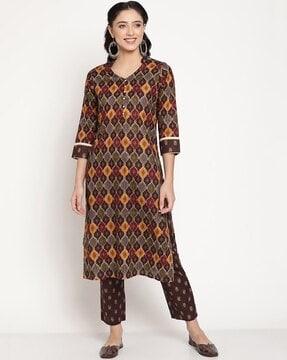 women printed straight kurta with pants