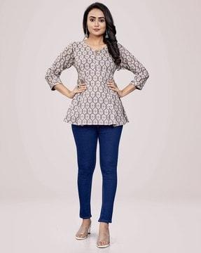 women printed straight kurti