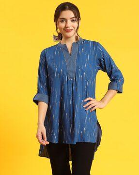 women printed straight tunic with roll-up sleeves