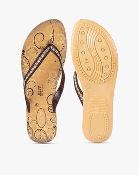 women printed thong-strap flat sandals