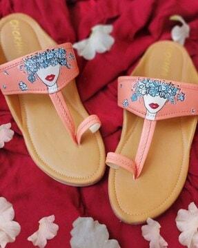 women printed toe-ring sandals