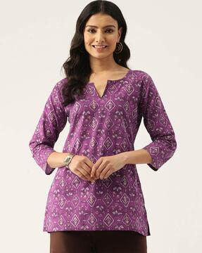 women printed tunic with notch neckline