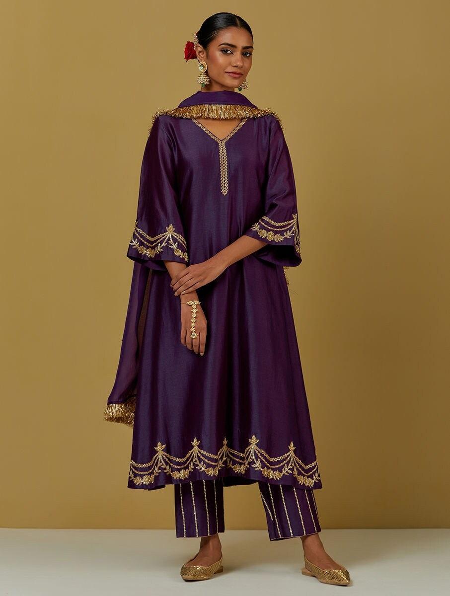 women purple chiffon hand woven dupatta