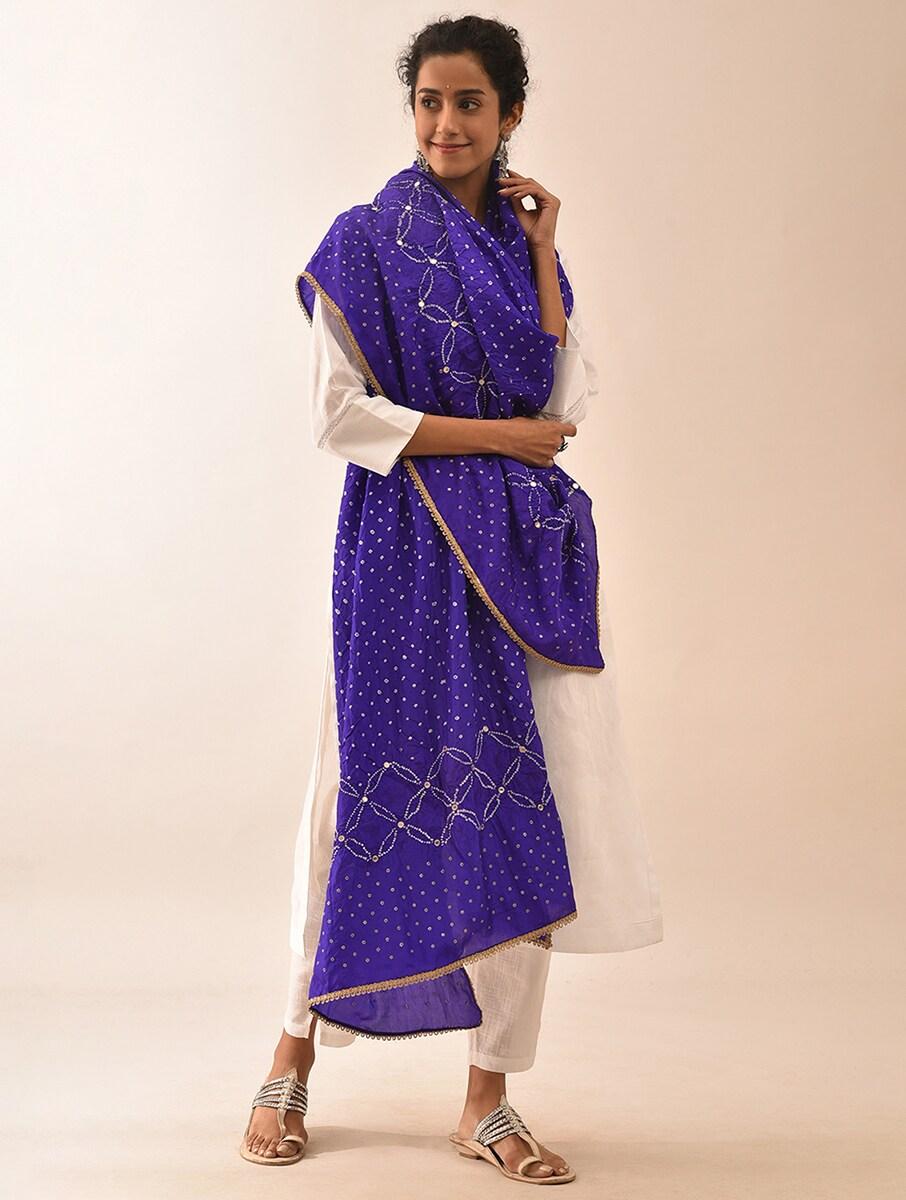 women purple silk bandhani dupatta