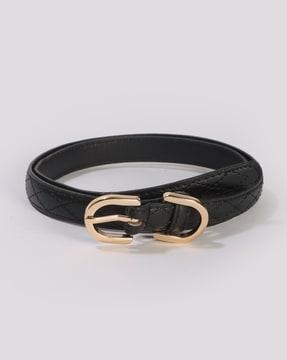 women quilted belt with buckle closure