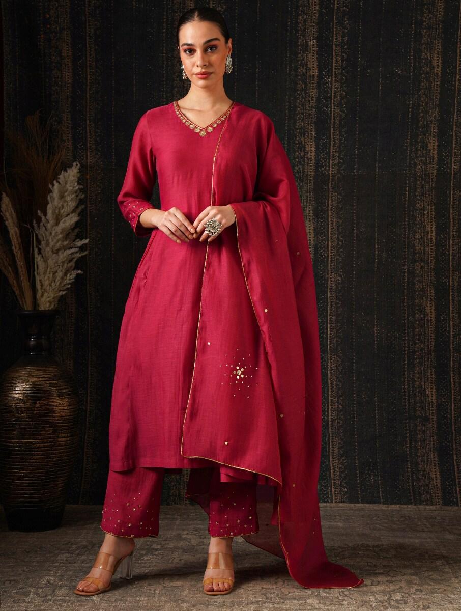 women red embroidered v neck a line regular kurta, pants & dupatta