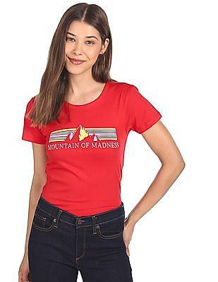 women red round neck graphic print t-shirt