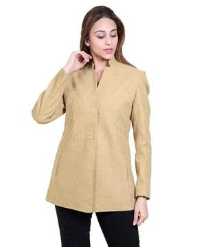 women regular fit blazer with button closure