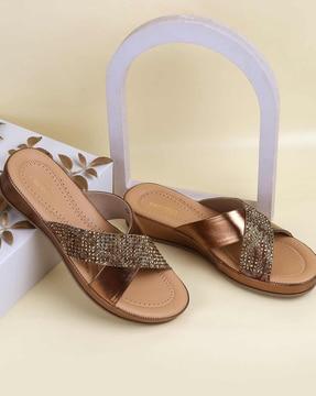 women regular fit embellished thong-strap sandals