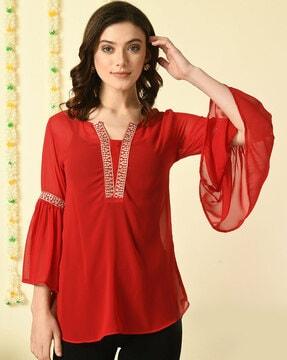 women regular fit embroidered top with round neck