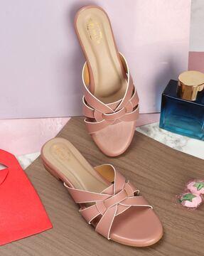 women regular fit flat sandals