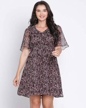 women regular fit floral print a-line dress with v-neck