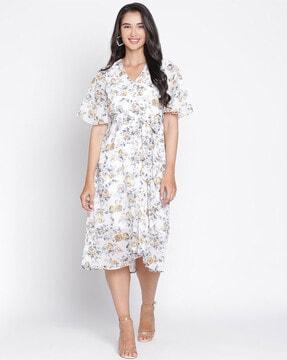 women regular fit floral print a-line dress with v-neck
