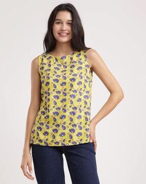 women regular fit floral printed top