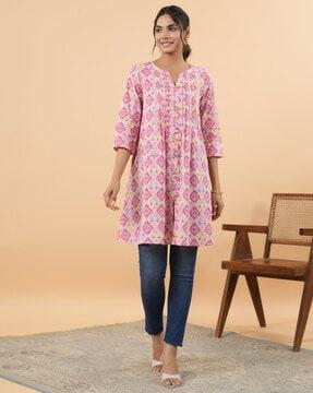 women regular fit geometric print tunic