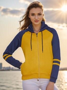 women regular fit hoodie