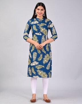 women regular fit leaf print straight kurta with round neck