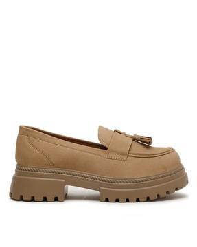 women regular fit moccasins