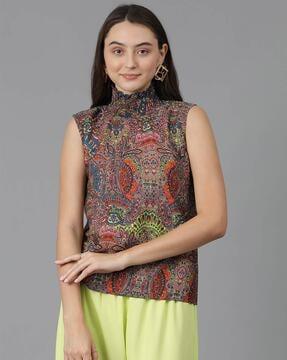 women regular fit paisley print sleeveless top