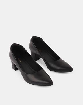 women regular fit pumps