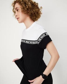 women regular fit round-neck t-shirt