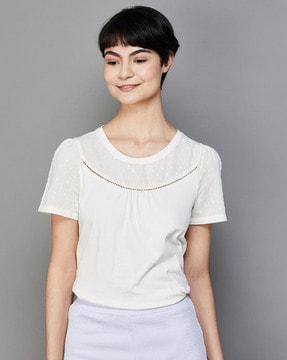 women regular fit round-neck top with short sleeves