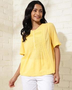 women regular fit round-neck top