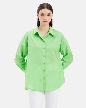 women regular fit shirt with spread collar