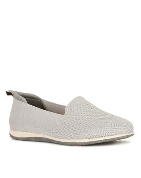 women regular fit slip-on casual shoes