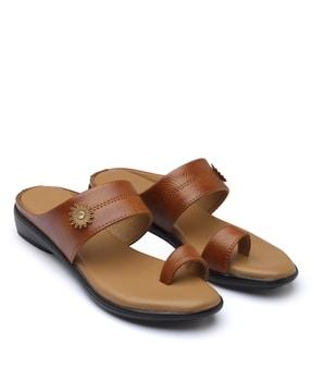 women regular fit slip-on flat sandals