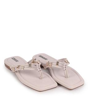 women regular fit slip-on flat sandals