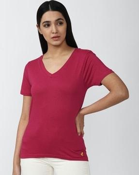 women regular fit v-neck t-shirt