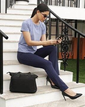 women regular the ultimate flare pants with 4 pockets