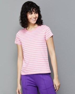 women regular top with round neck