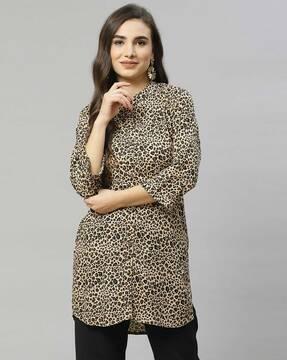 women relaxed fit animal printed top