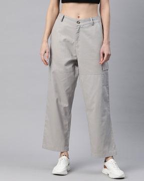 women relaxed fit flat-front cargo pants