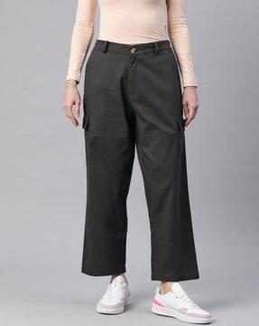 women relaxed fit flat-front cargo pants