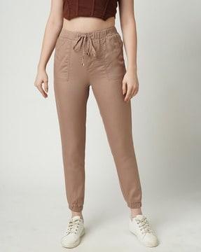 women relaxed fit joggers with insert pockets