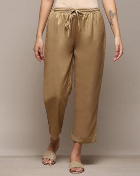 women relaxed fit pants with slip pocket