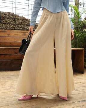 women relaxed fit pleat-front pants