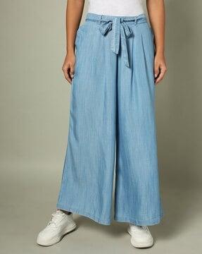 women relaxed fit pleated pants