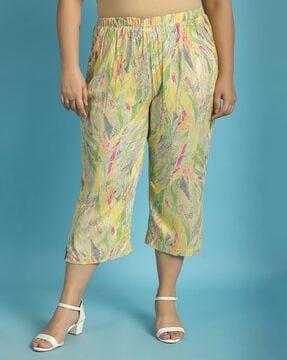 women relaxed fit printed capris