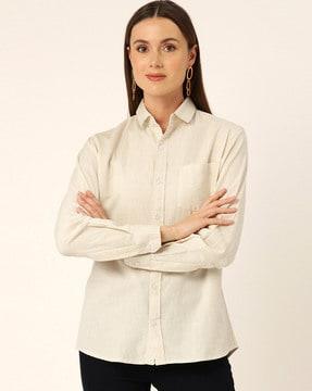 women relaxed fit shirt with patch pocket