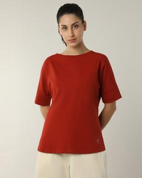 women relaxed fit t-shirt with round neck