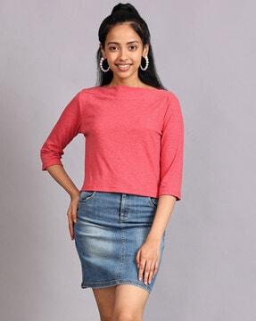 women relaxed fit top with 3/4th sleeves