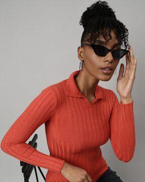 women ribbed fitted top with spread collar